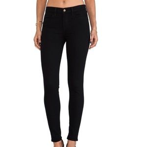 WILDFOX SCARLETT HIGH RISE SKINNY in AIRKISS WASH Jeans Size 23. EUC